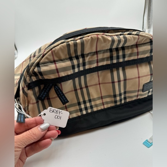 Burberry Blue Label -Authentic-Bumb / Waist Bag / Belt Bag Large - Picture 16 of 16